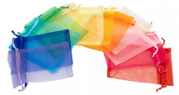 bunte Organzasäckchen als Fächer